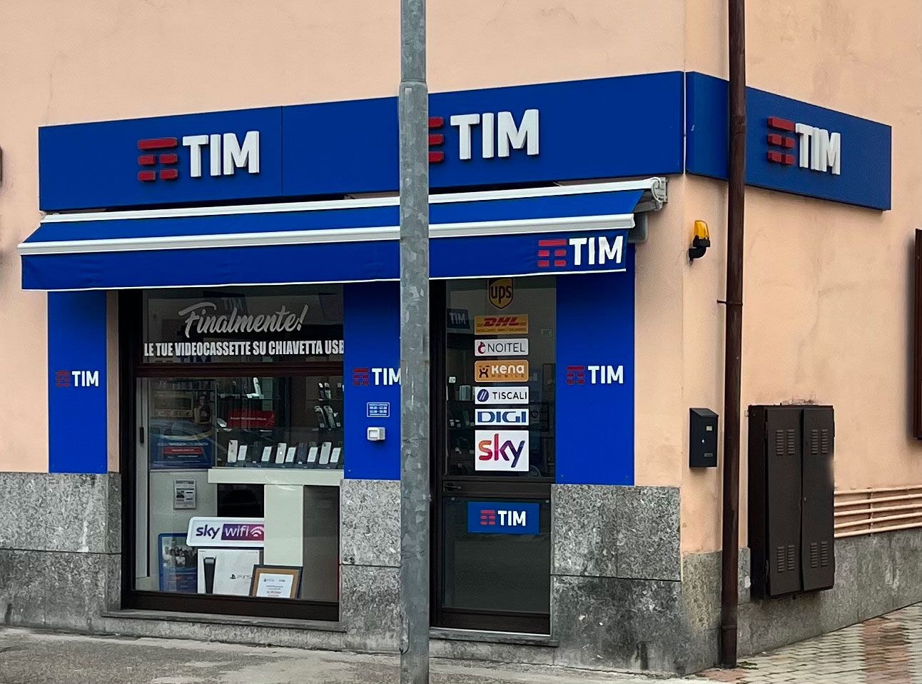 Centro TIM a Vigevano